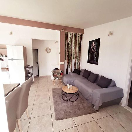 Apartamento Apartman Simun Primošten Exterior foto