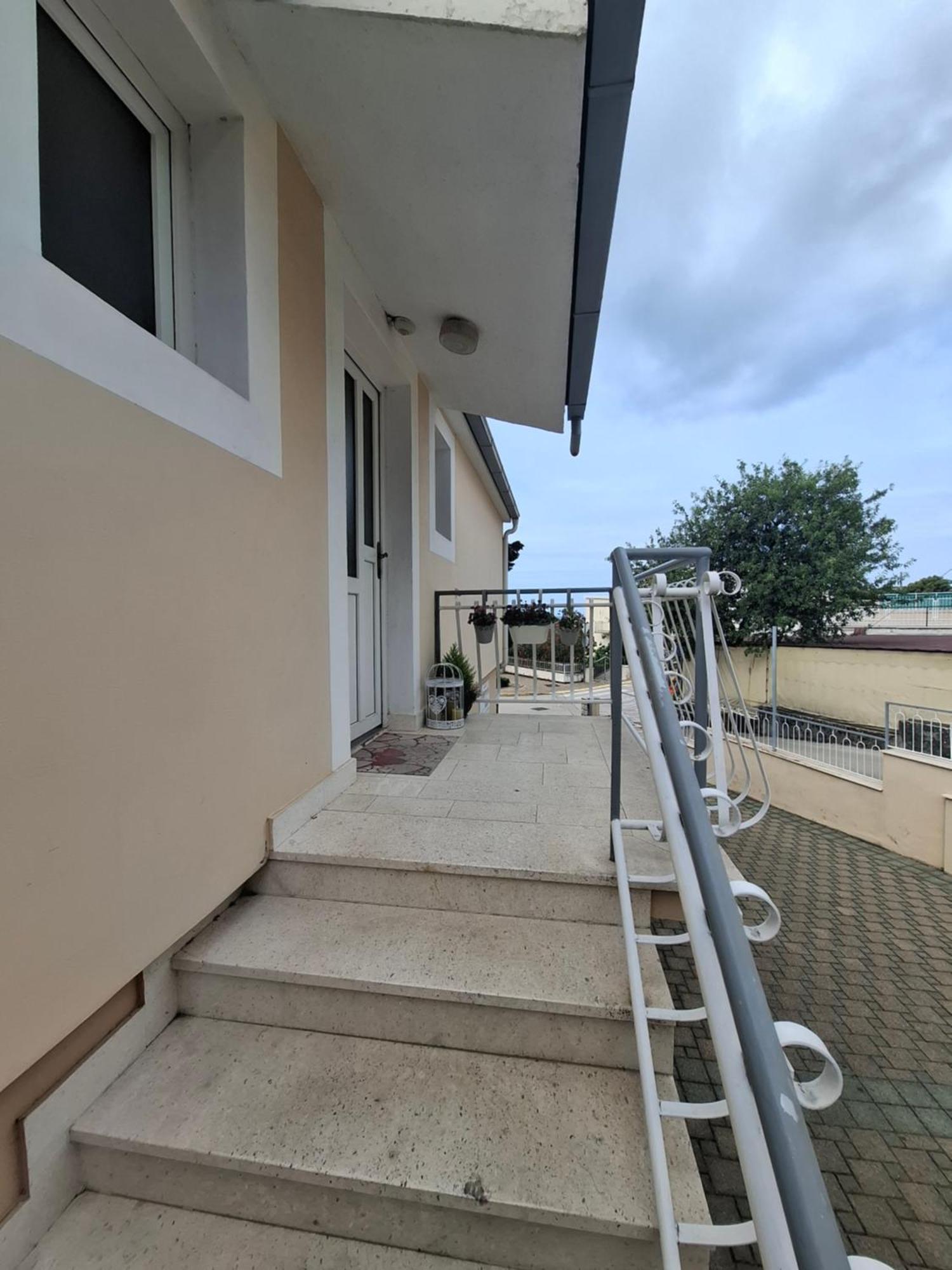 Apartamento Apartman Simun Primošten Exterior foto