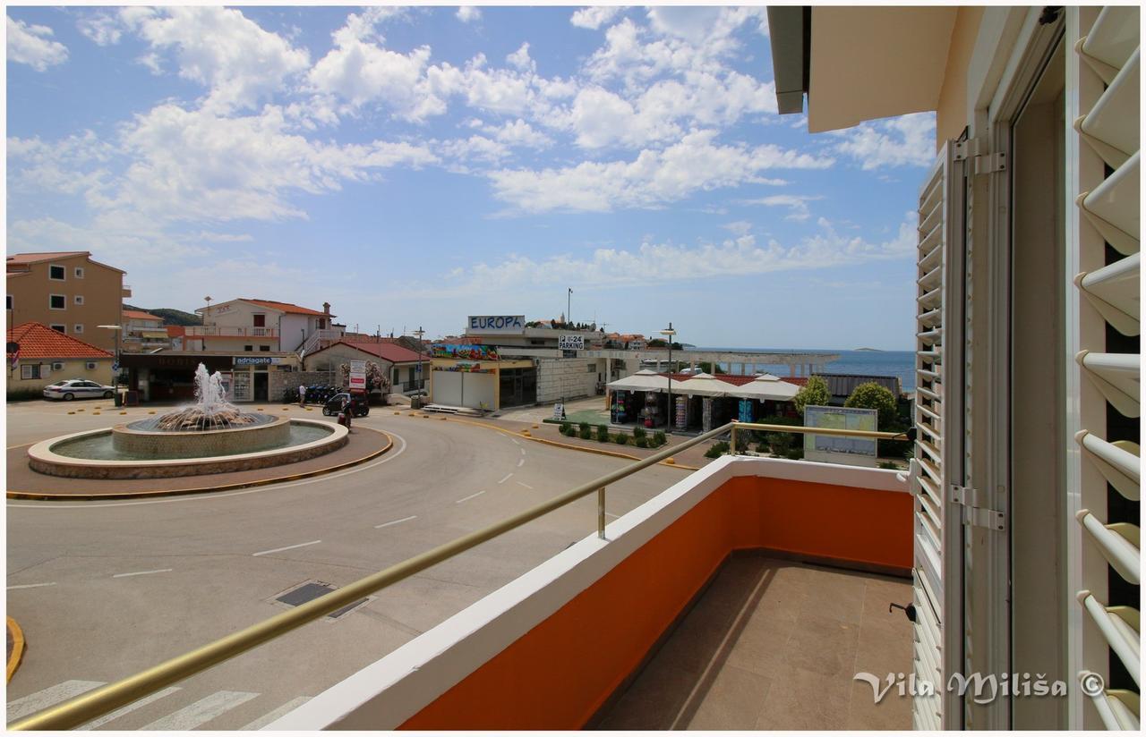Apartamento Apartman Simun Primošten Exterior foto