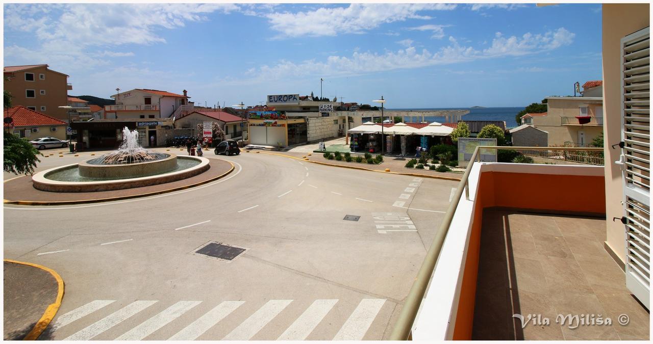 Apartamento Apartman Simun Primošten Exterior foto